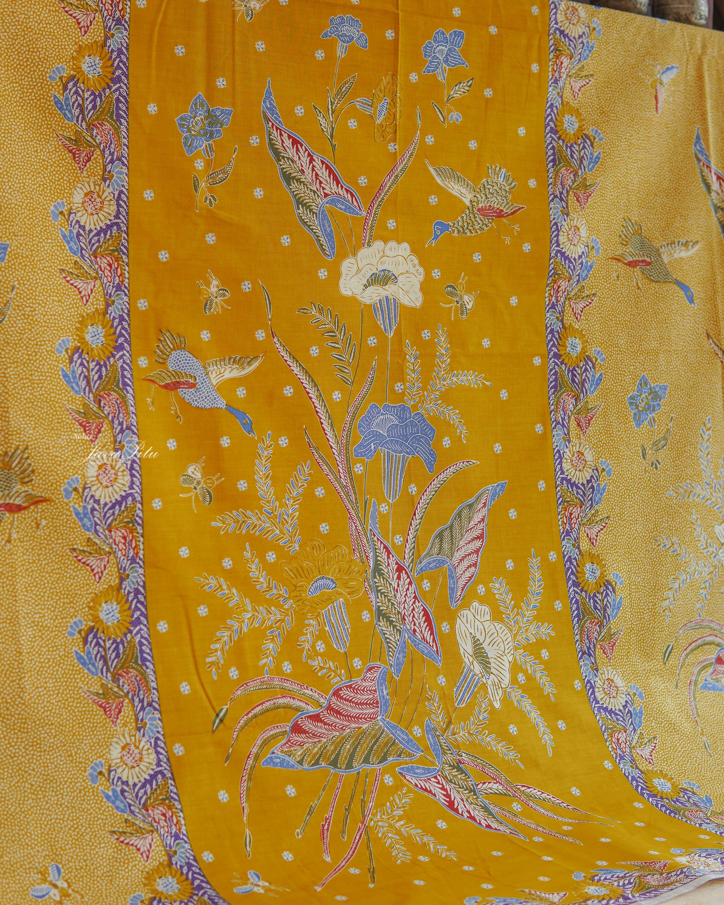 Batik Textile - Bunga Seroja Latar Beras mawur - GoldenLuxe - JavaPitu