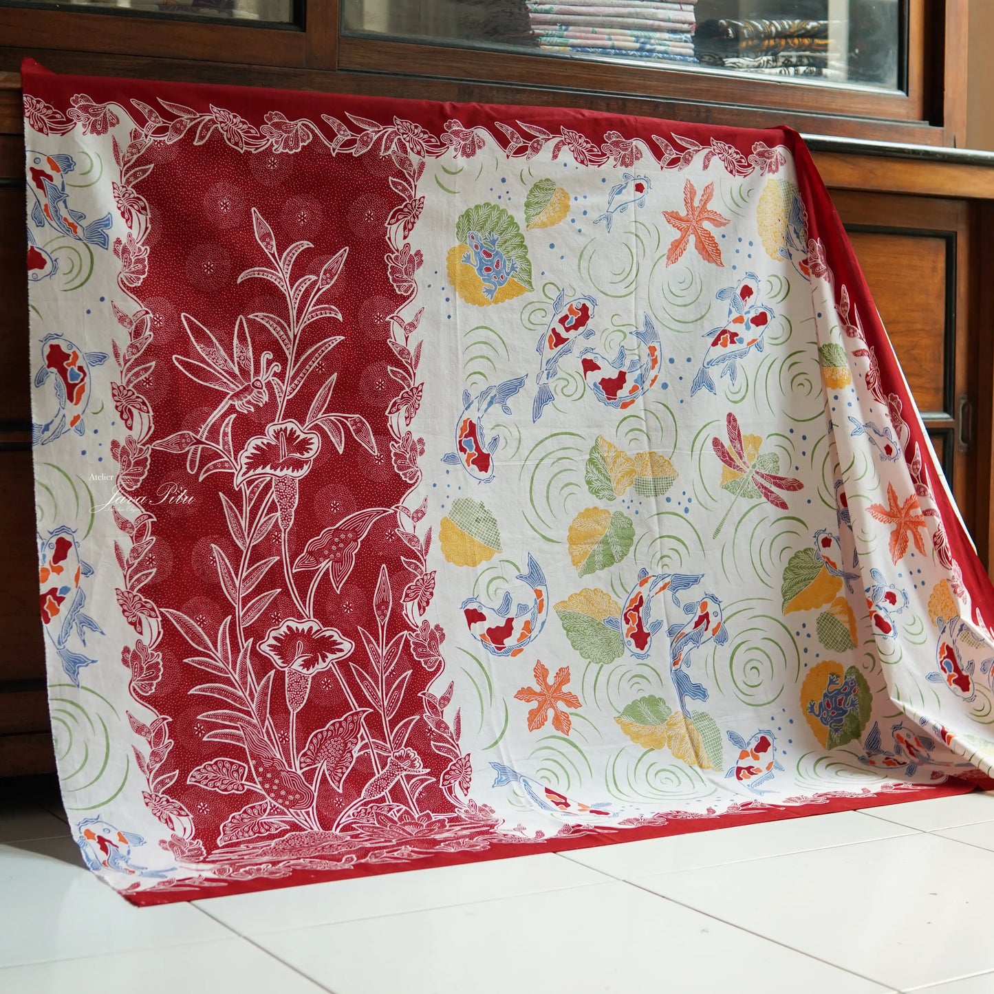 JavaPitu - Sarung Batik Cap Tulis Ikan Koi Bunga Lotus - Handmade Batik