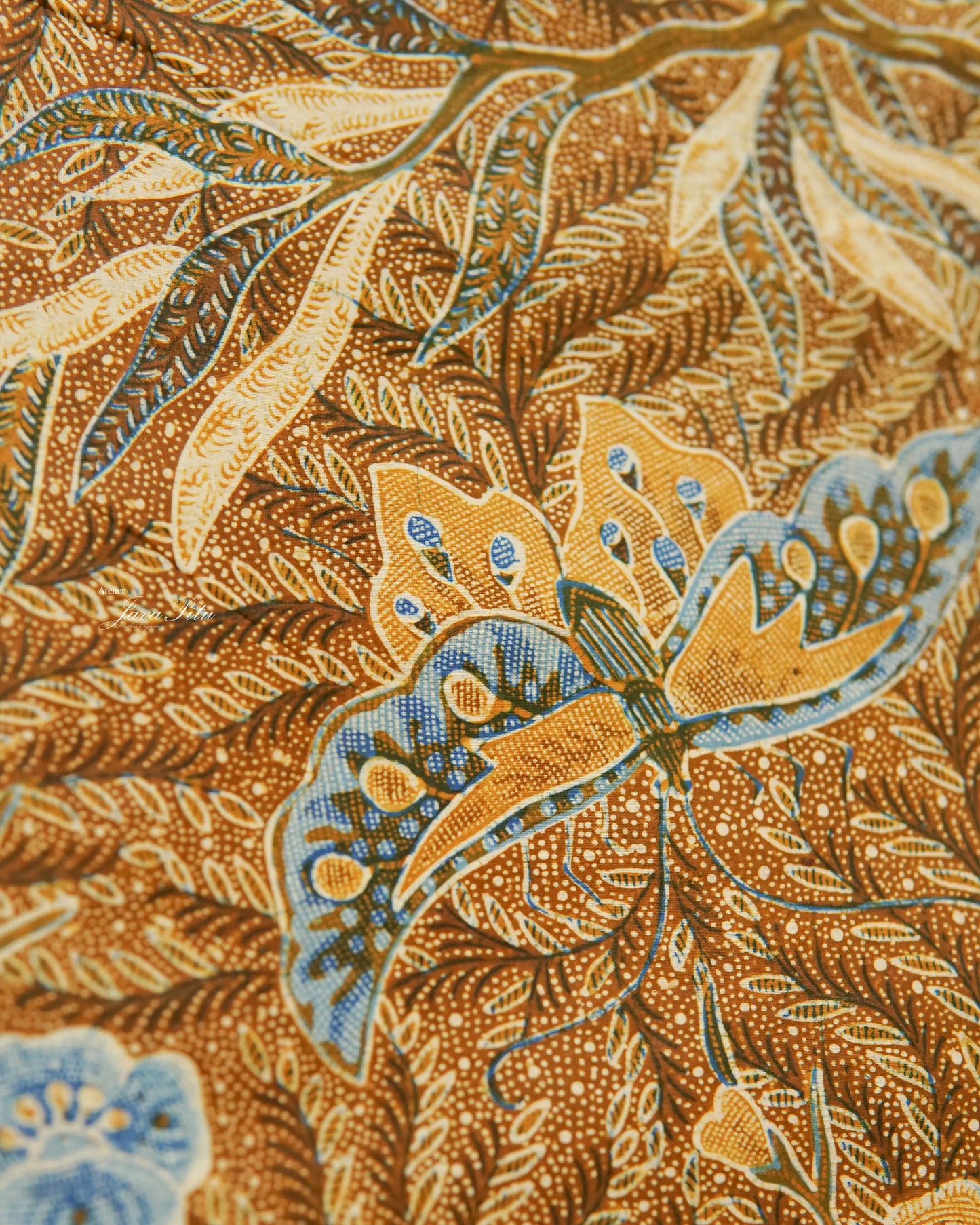 Batik Peranakan Phoenix Signed: Na Swan Hien | Category: Batik Peranakan | Motif: Phoenix | Kedungwuni, circa 1950s Technique: Batik Tulis