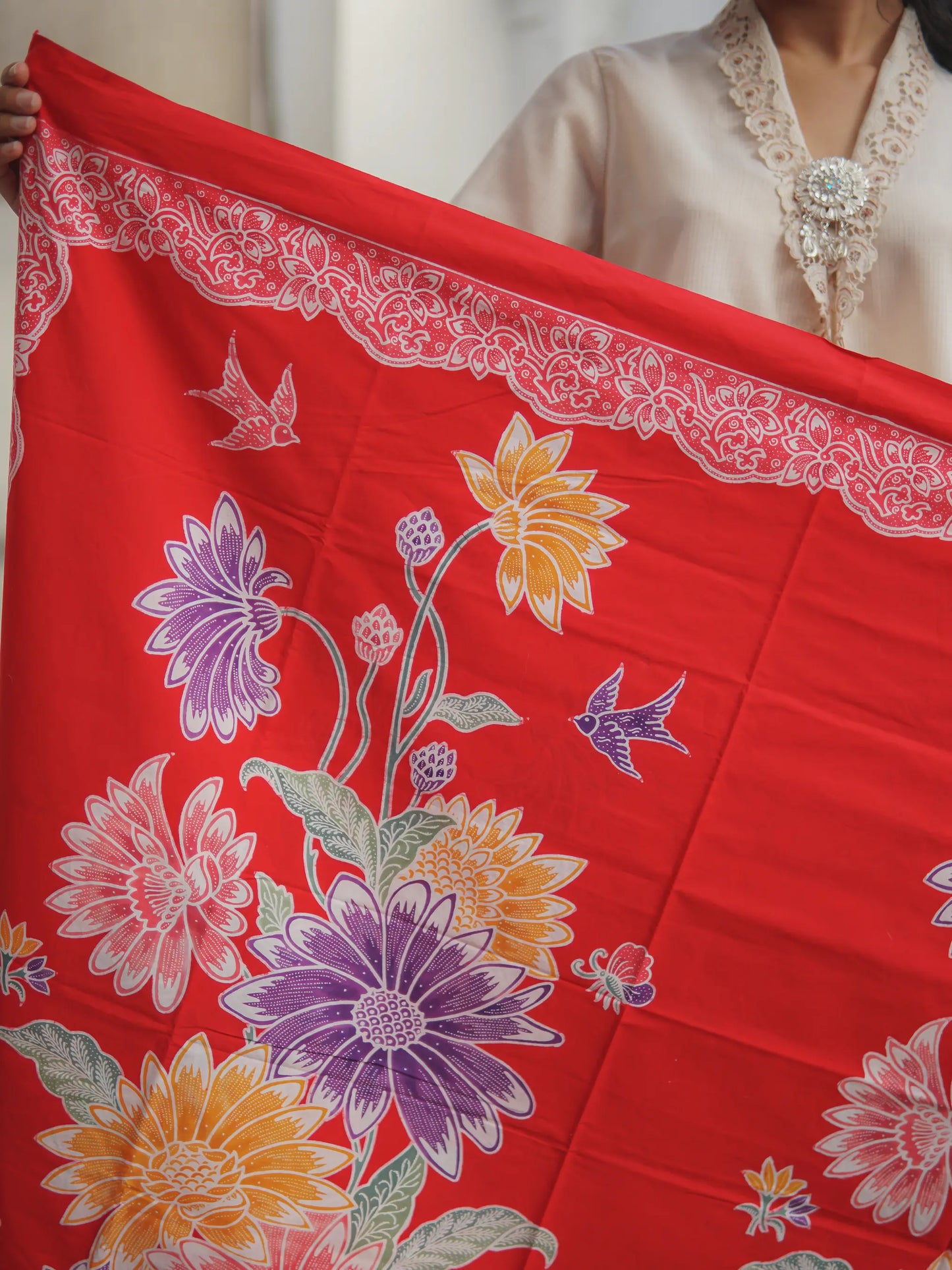 Batik Tulis Cap Tradisional - Javapitu " Gray Magnolia "