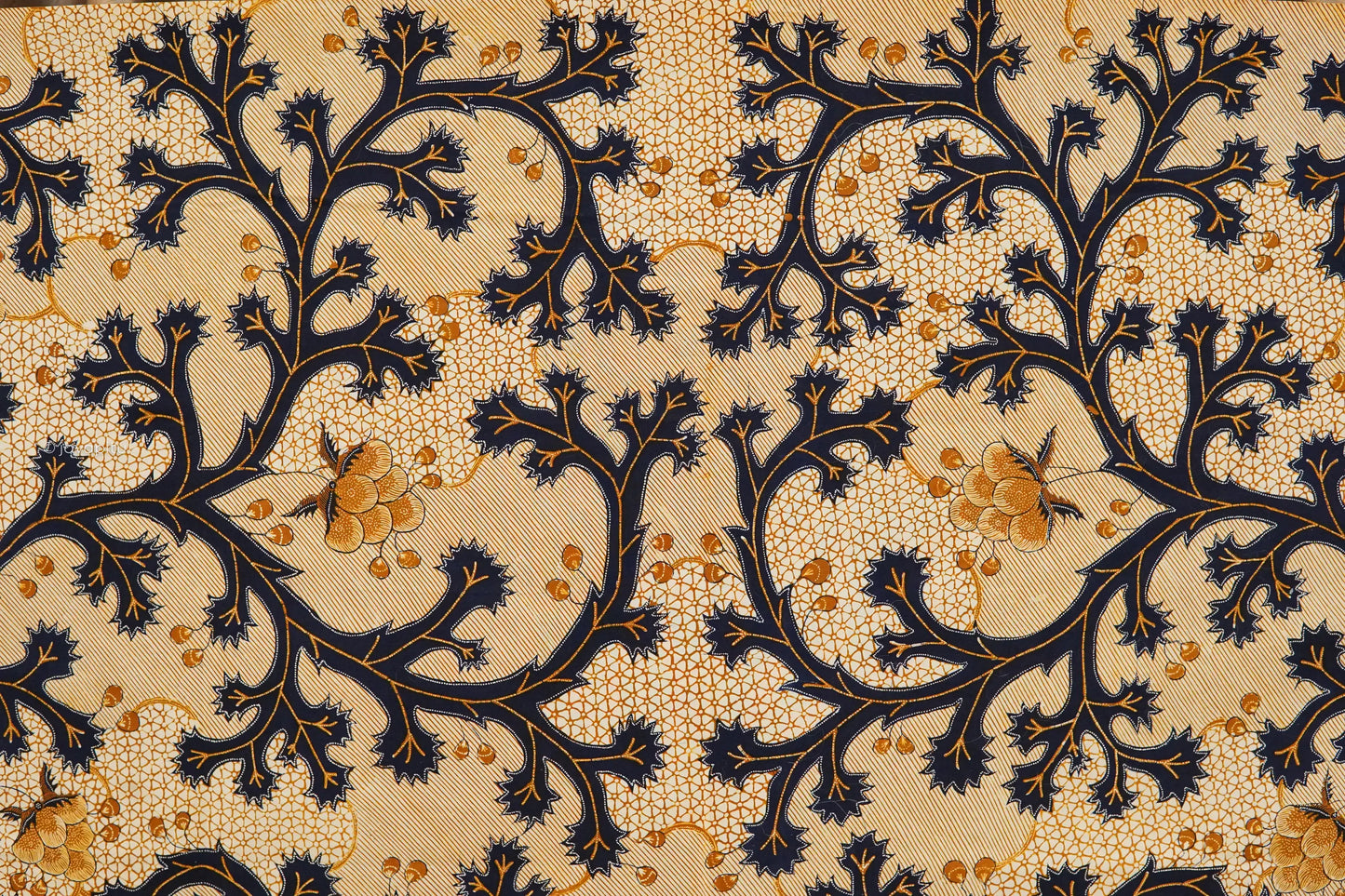 Collector: Batik Tulis Halus Ninik Massima Cirebon " Simbar Menjangan "