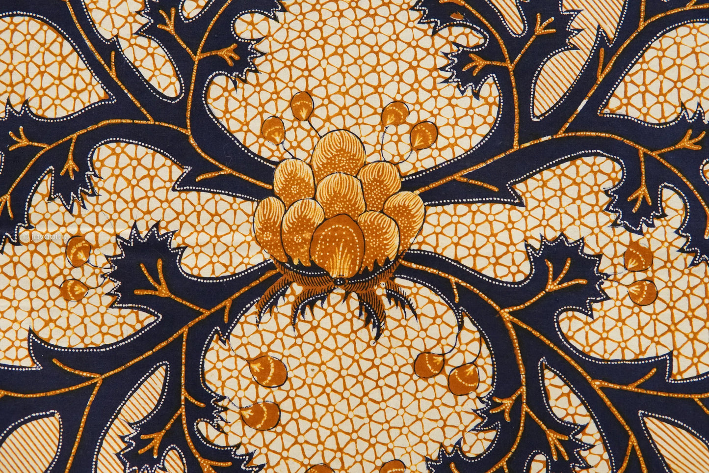 Collector: Batik Tulis Halus Ninik Massima Cirebon " Simbar Menjangan "