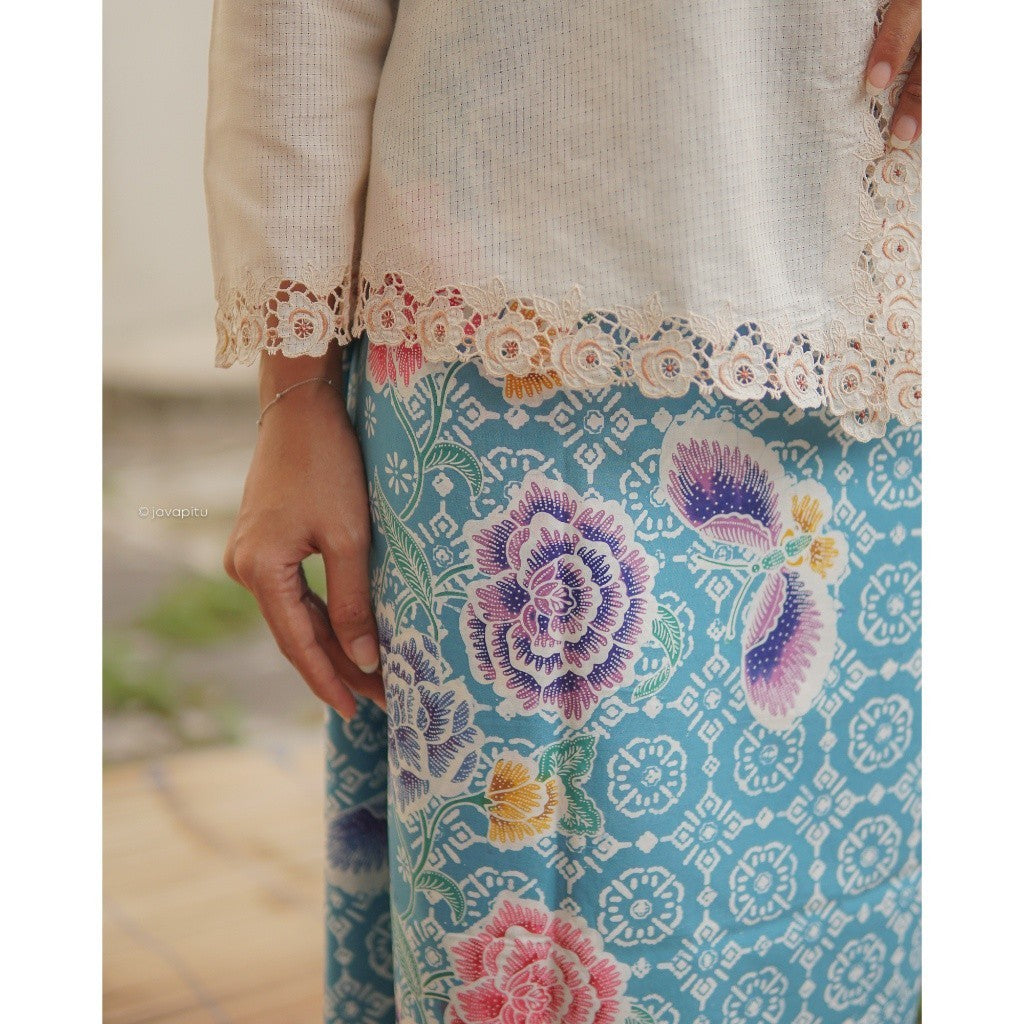 JavaPitu - Batik Tulis Cap kombinasi - Hokokai latar Jlamprang Peach