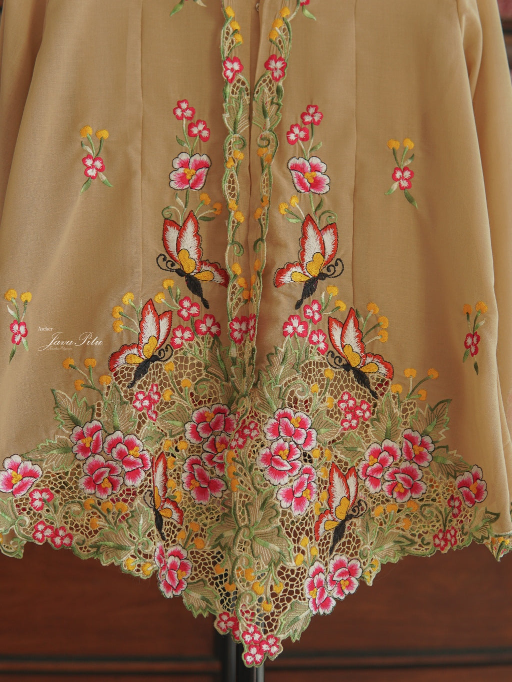 Kebaya Sam Pek Eng Tay - Cinammon - JavaPitu