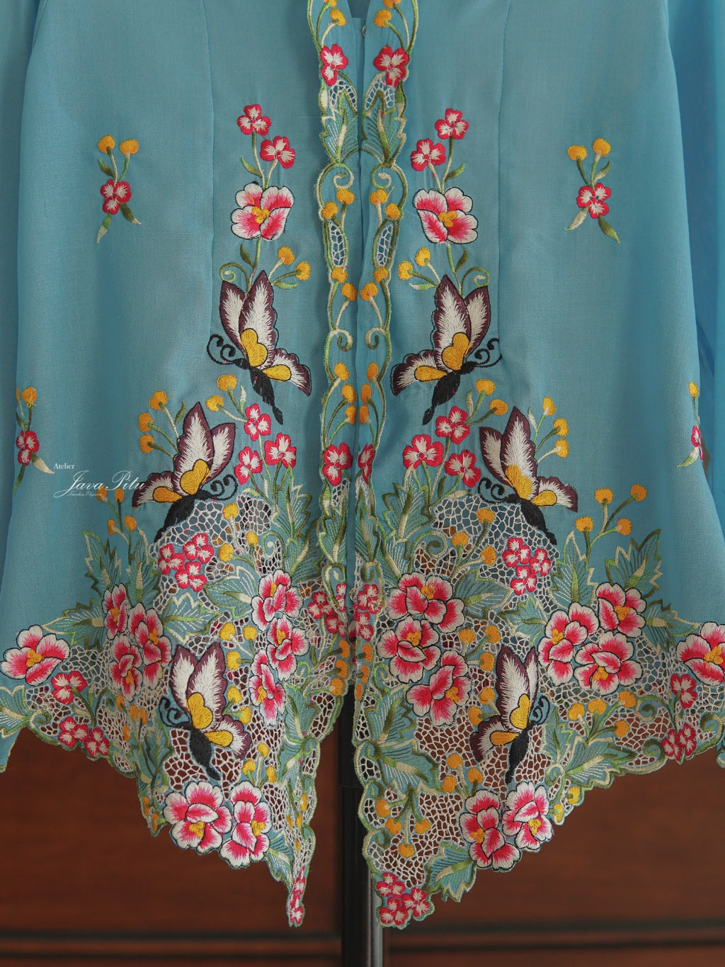 Kebaya Sam Pek Eng Tay - LightBlue - JavaPitu