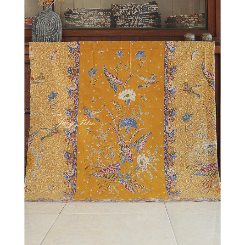 Batik Textile - Bunga Seroja Latar Beras mawur - MulberryMist - JavaPitu