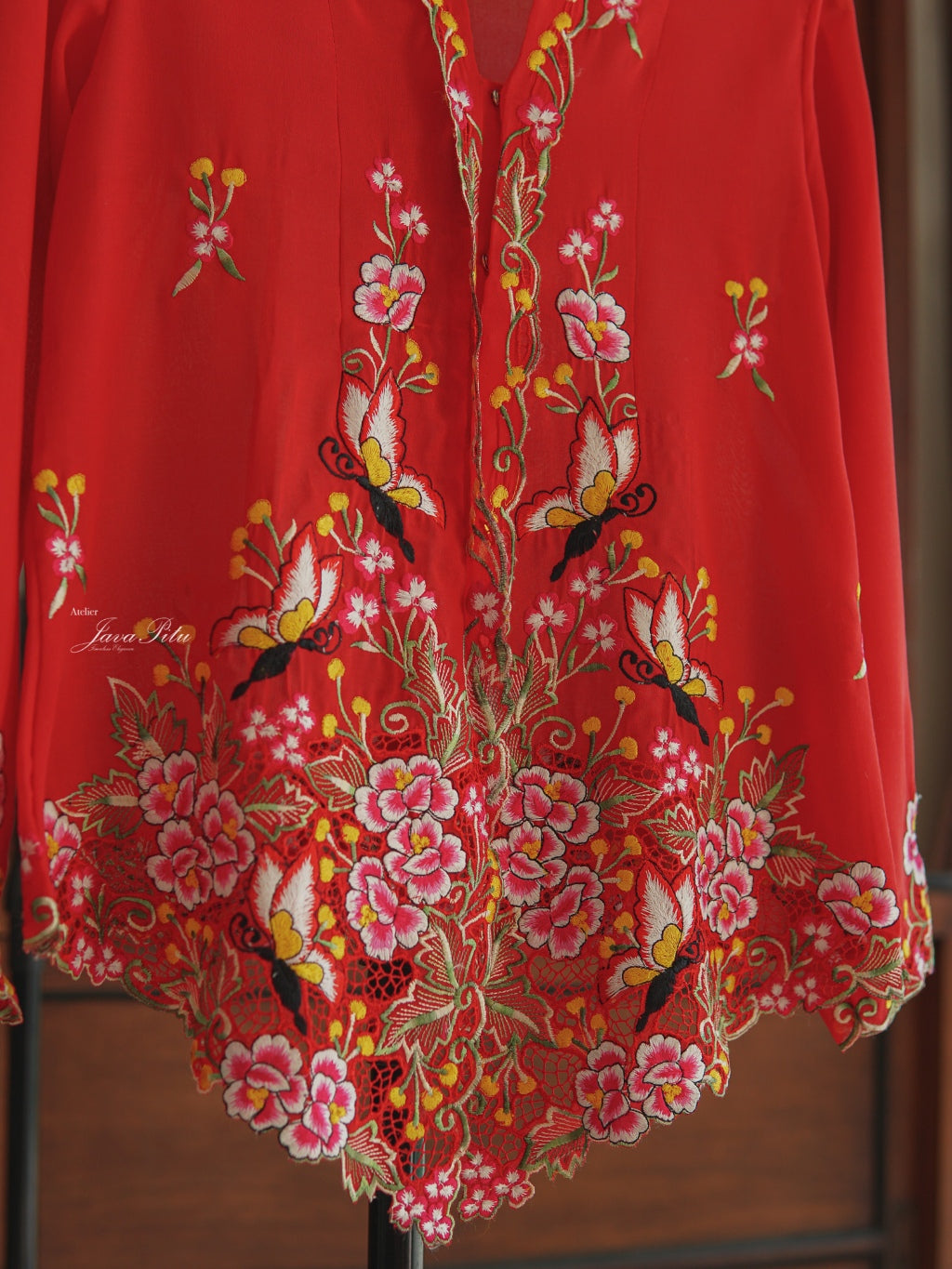 Kebaya Sam Pek Eng Tay - RED - JavaPitu