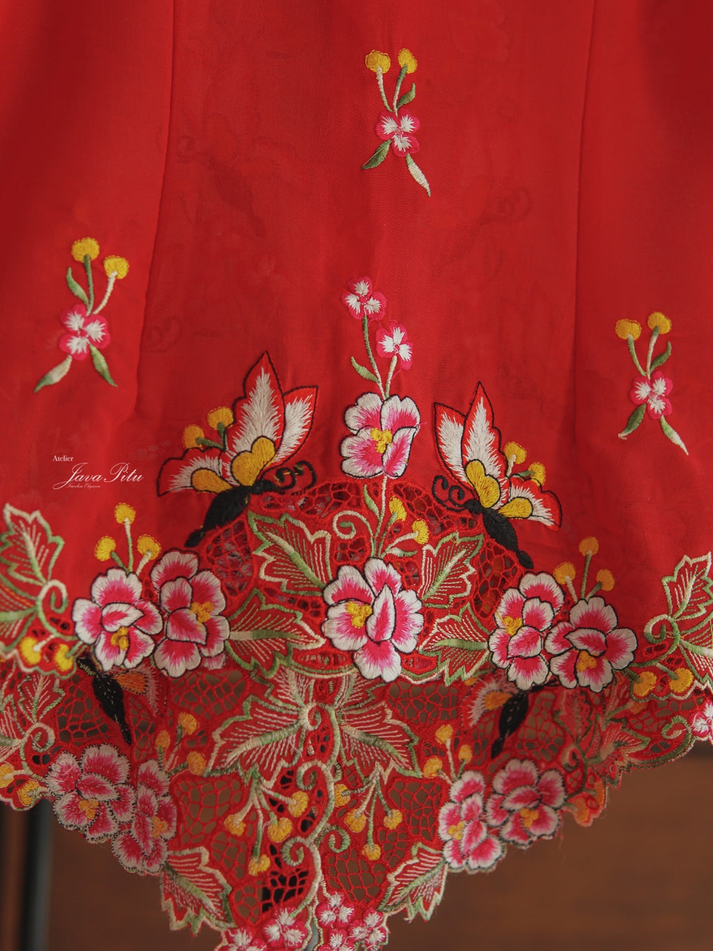 Kebaya Sam Pek Eng Tay - RED - JavaPitu