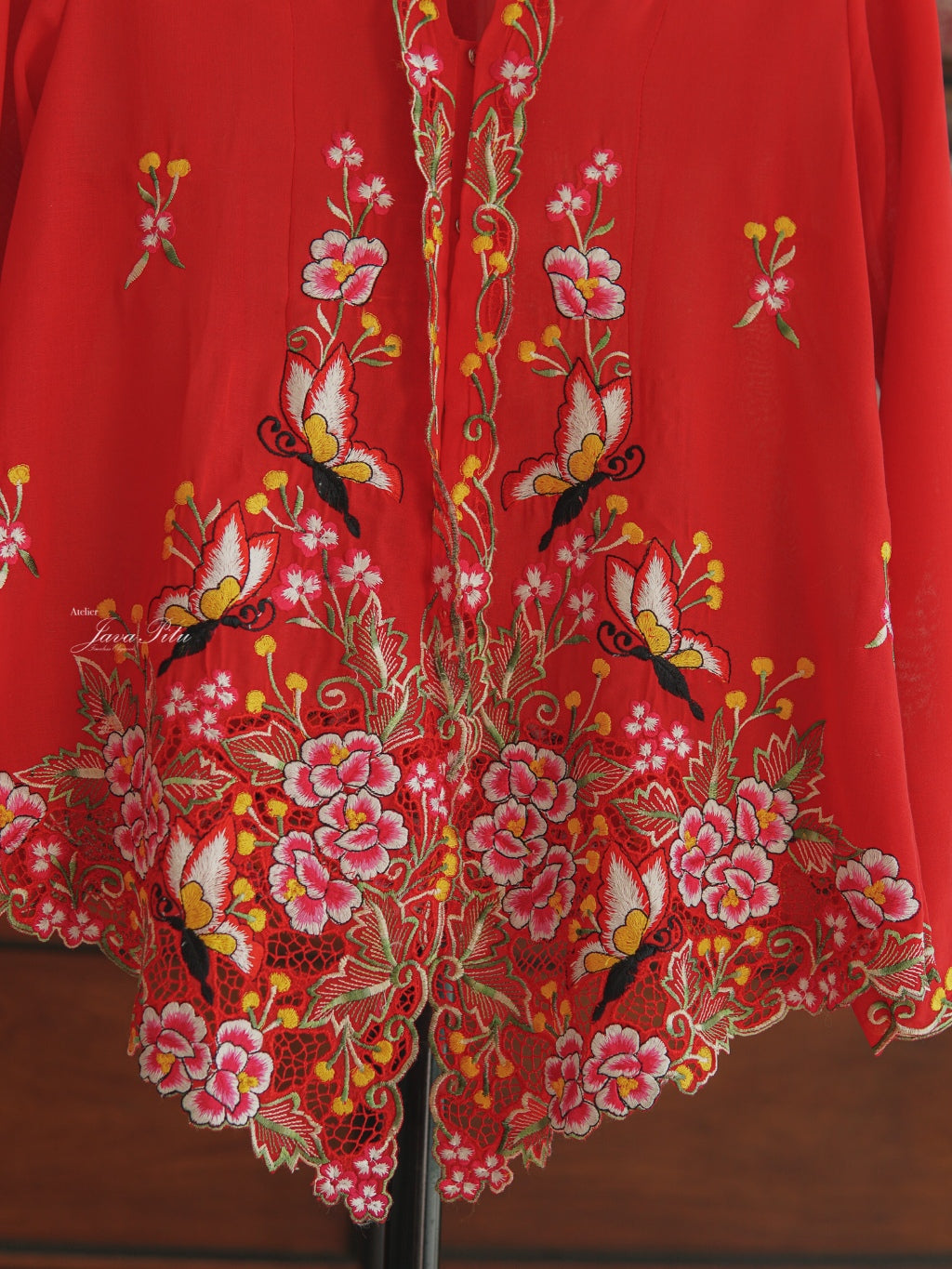 Kebaya Sam Pek Eng Tay - RED - JavaPitu