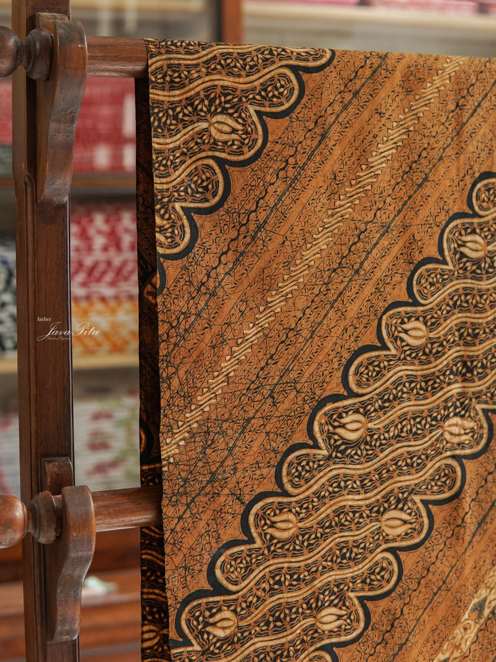 JavaPitu - Batik Tulis Sogan lawasan - Udan Liris Seling Kembang Kanthil