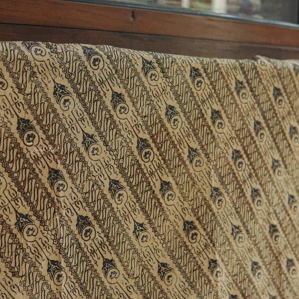 JavaPitu - Kain Batik Lawas Banyumas pengaruh keraton - C.1970-1980