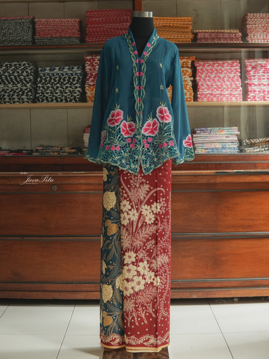 JavaPitu - Kebaya Adenium Prussian Blue - Handmade Kerancang - 6360