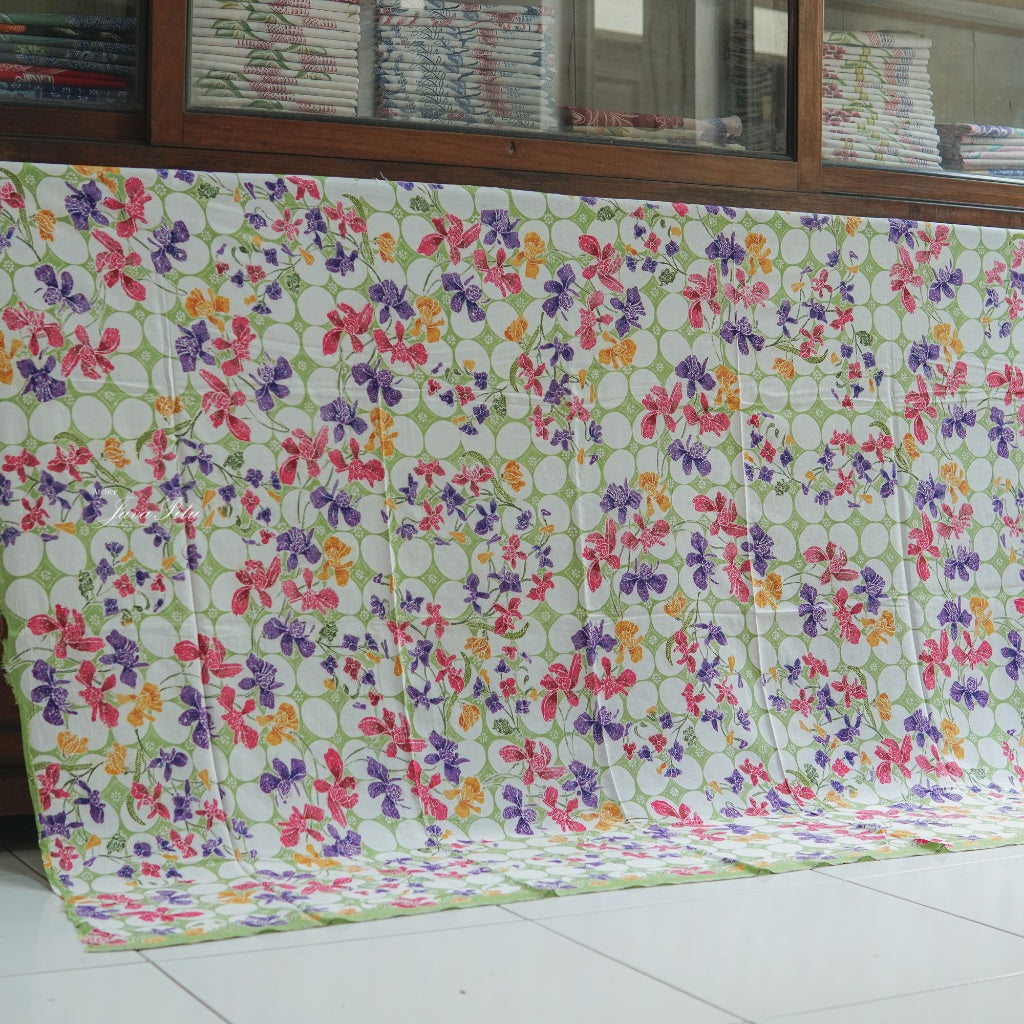 JavaPitu - Kain Batik Cap Rayon Paris Handmade - Bunga Anggrek - SweetOrchid