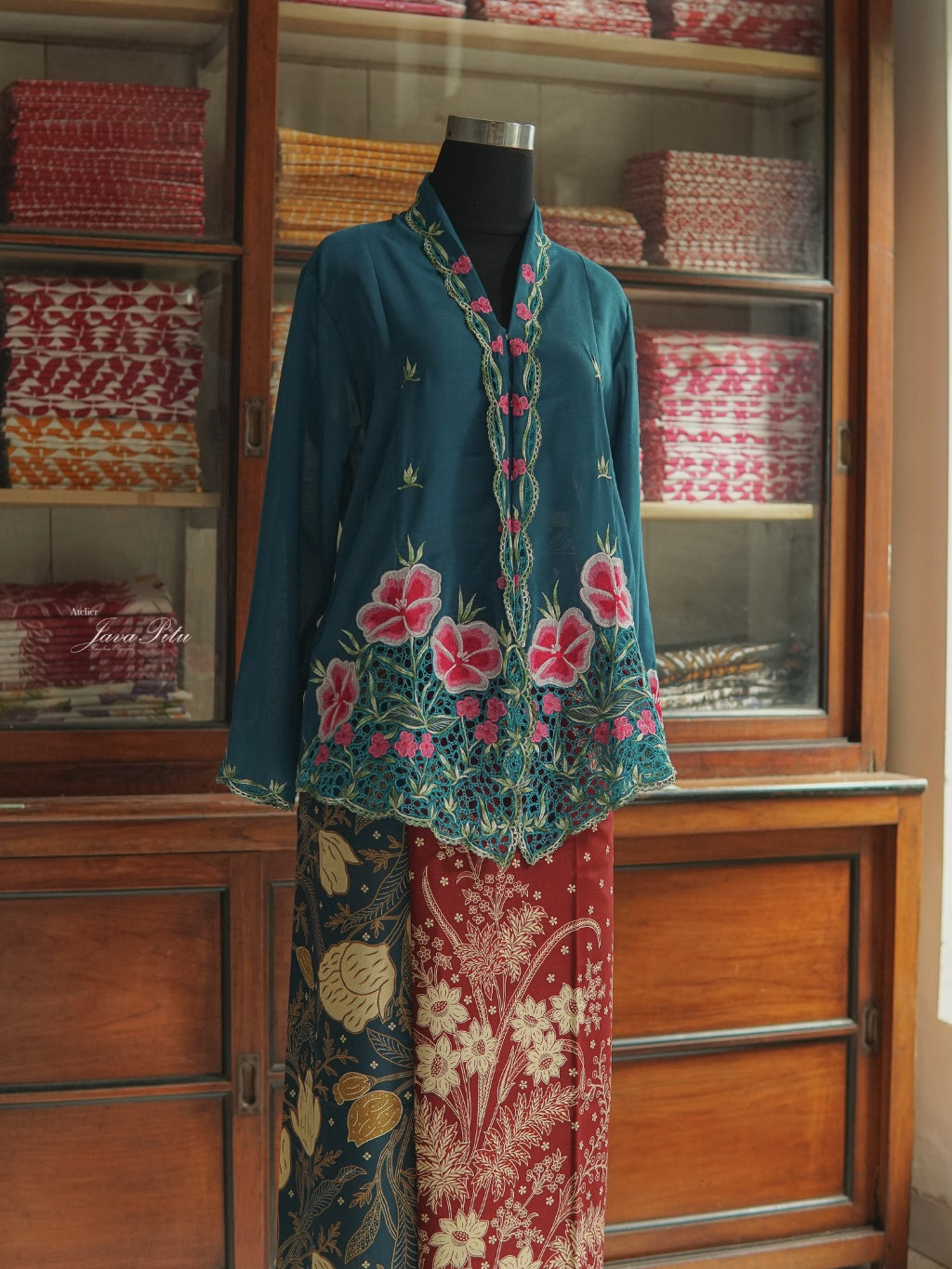 JavaPitu - Kebaya Adenium Prussian Blue - Handmade Kerancang - 6360