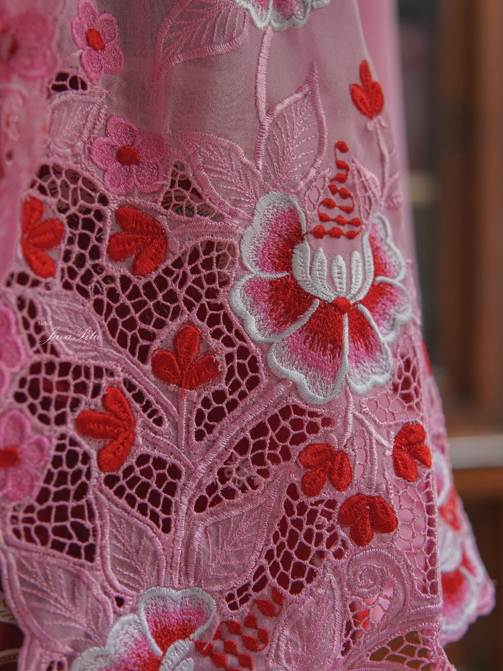 JavaPitu - Kebaya Peranakan - Sekar Tahlia - Handmade Embroidery - 6390