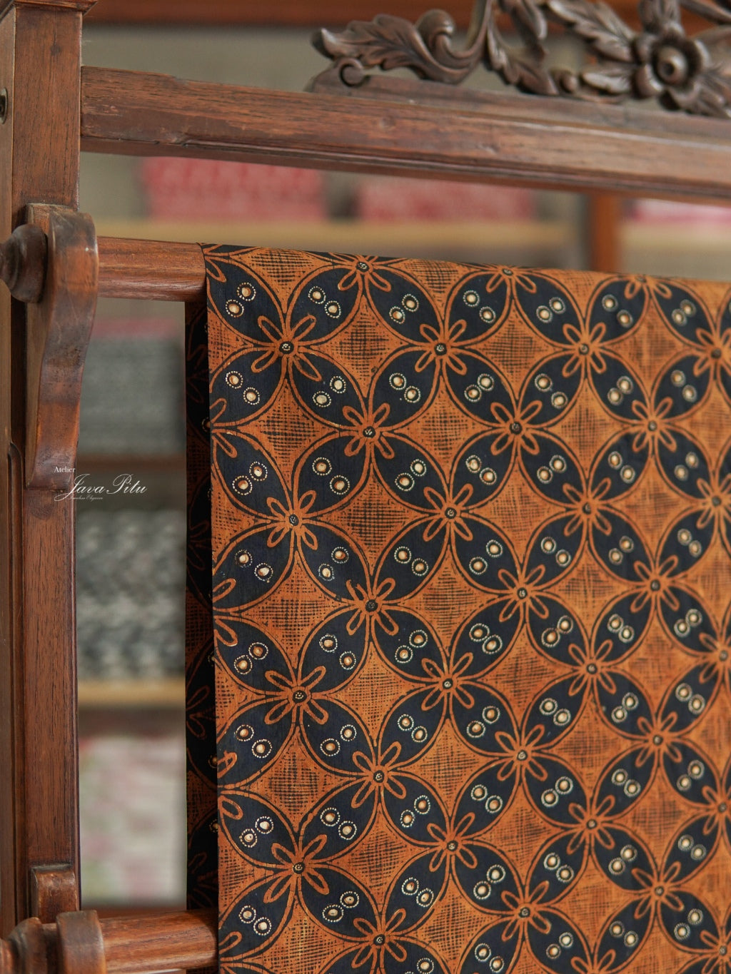 JavaPitu - Batik Tulis Sogan lawasan - Kawung Bintang