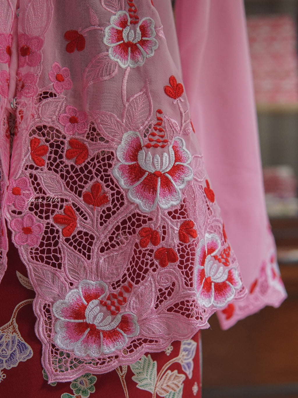 JavaPitu - Kebaya Peranakan - Sekar Tahlia - Handmade Embroidery - 6390