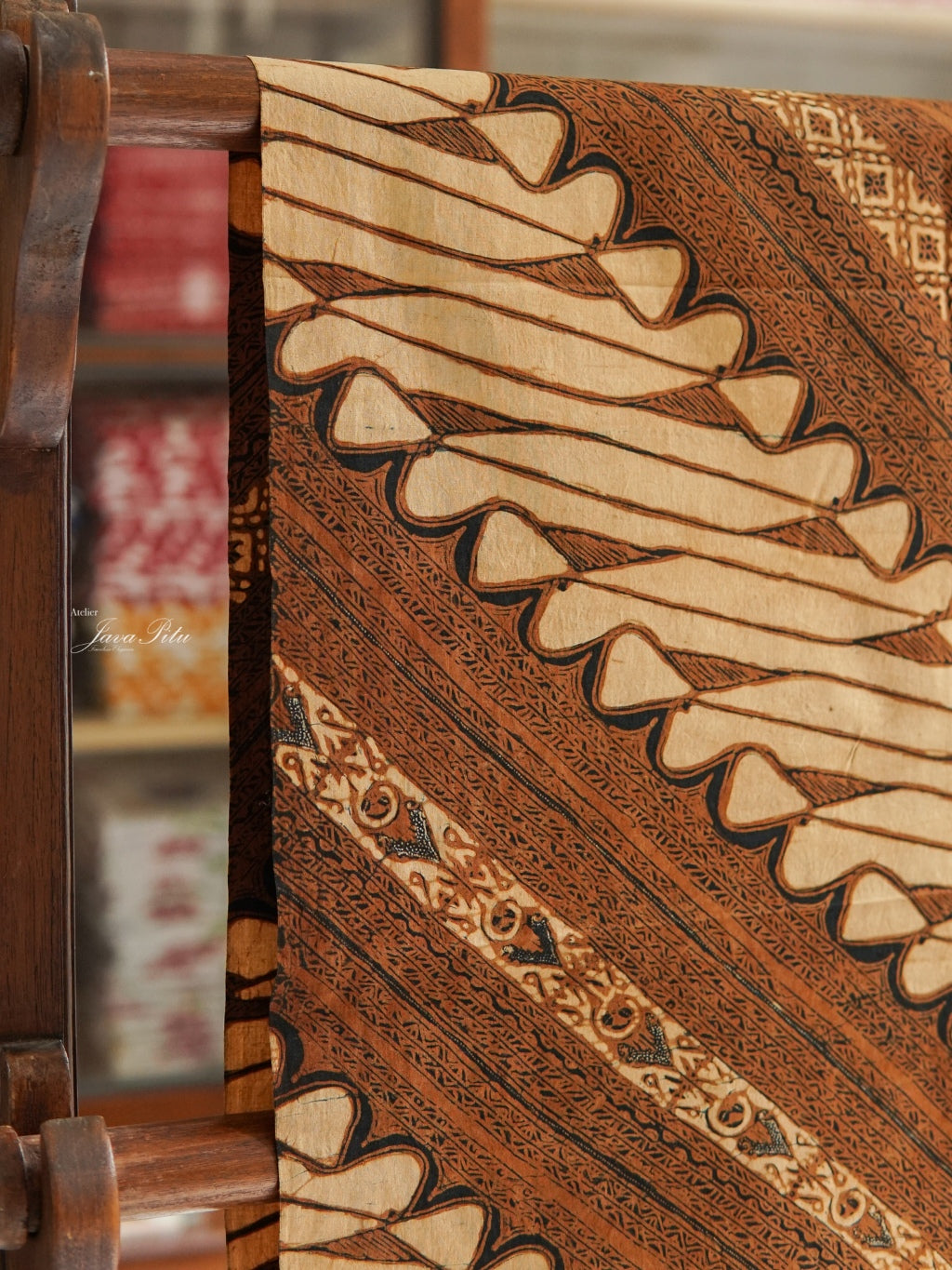 JavaPitu - Batik Tulis Njonjah Hartini - Sogan lawasan - Rujak Senthe Seling Parang