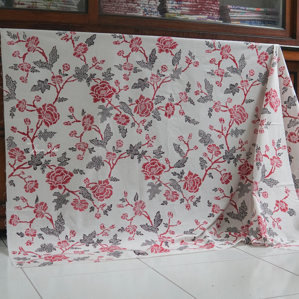 JavaPitu - Kain Batik cap Kombinasi Bunga Rambat Mawar - RedBlack