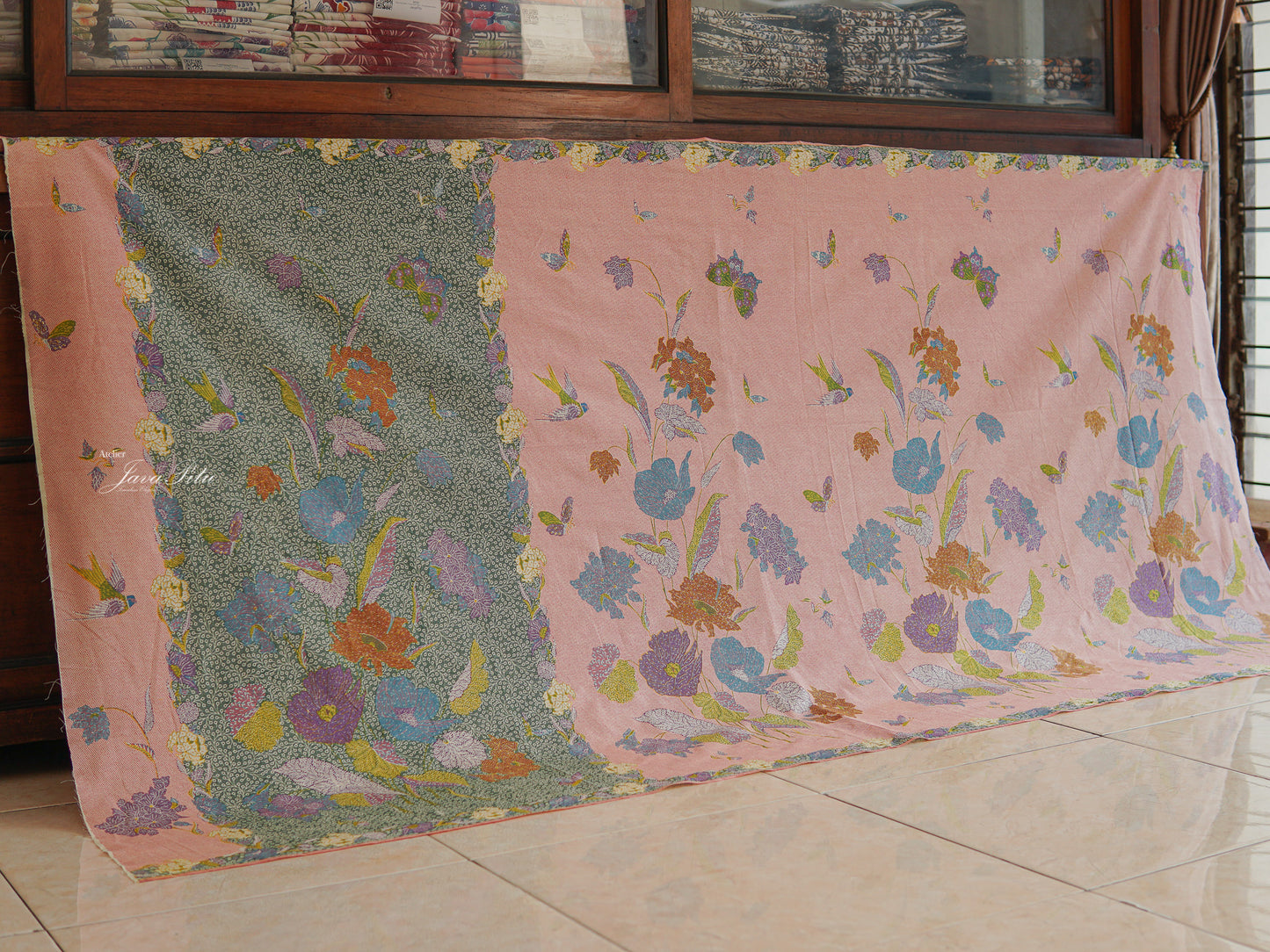 Kain Batik Halus - Bunga Magnolia - MintBlush