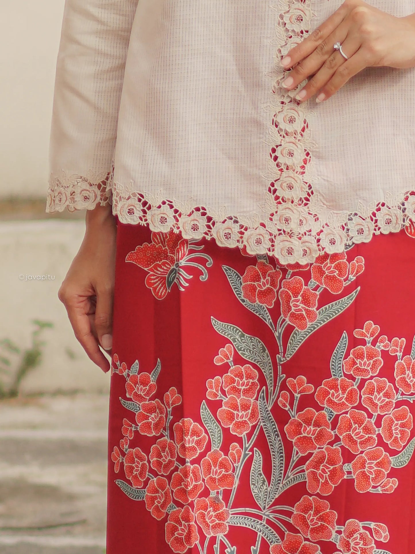 Batik Cap Tradisional - Sakura Bunga Merah - Javapitu