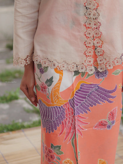 Batik Cap Tradisional - Dancing Peacock peach - Javapitu