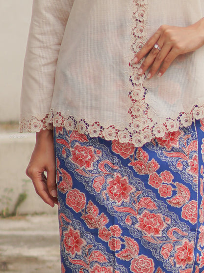 Batik Cap Tradisional - Chrysanthemum warna biru - Javapitu