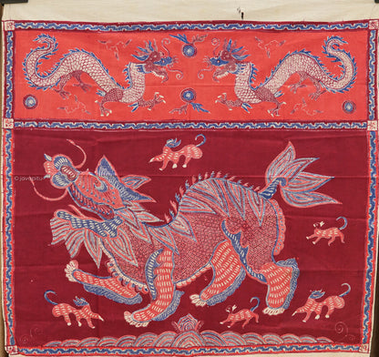 Collector item : Batik Tulis Tokwi / Meja altar - Qilin - C.1950