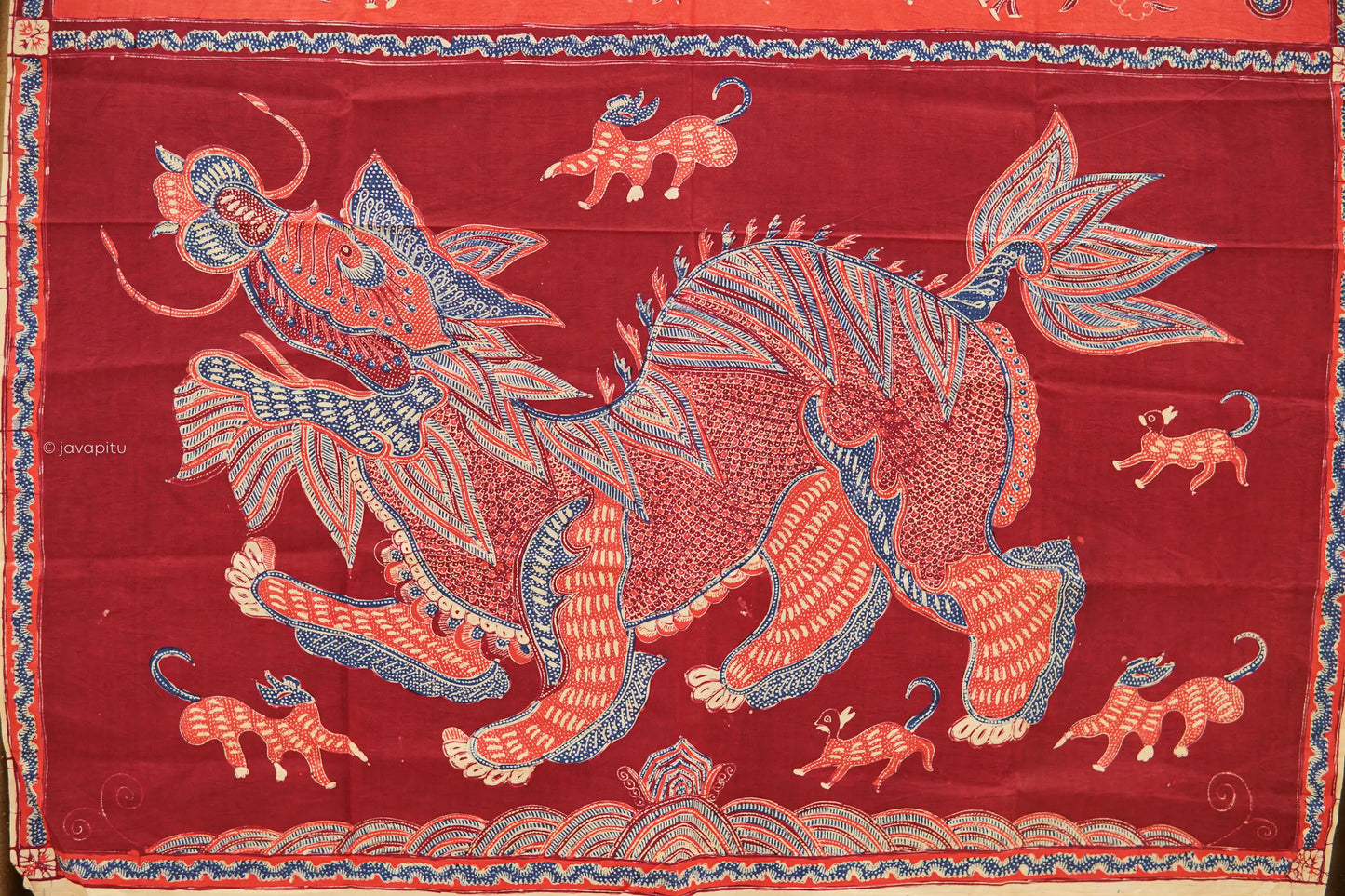 Collector item : Batik Tulis Tokwi / Meja altar - Qilin - C.1950