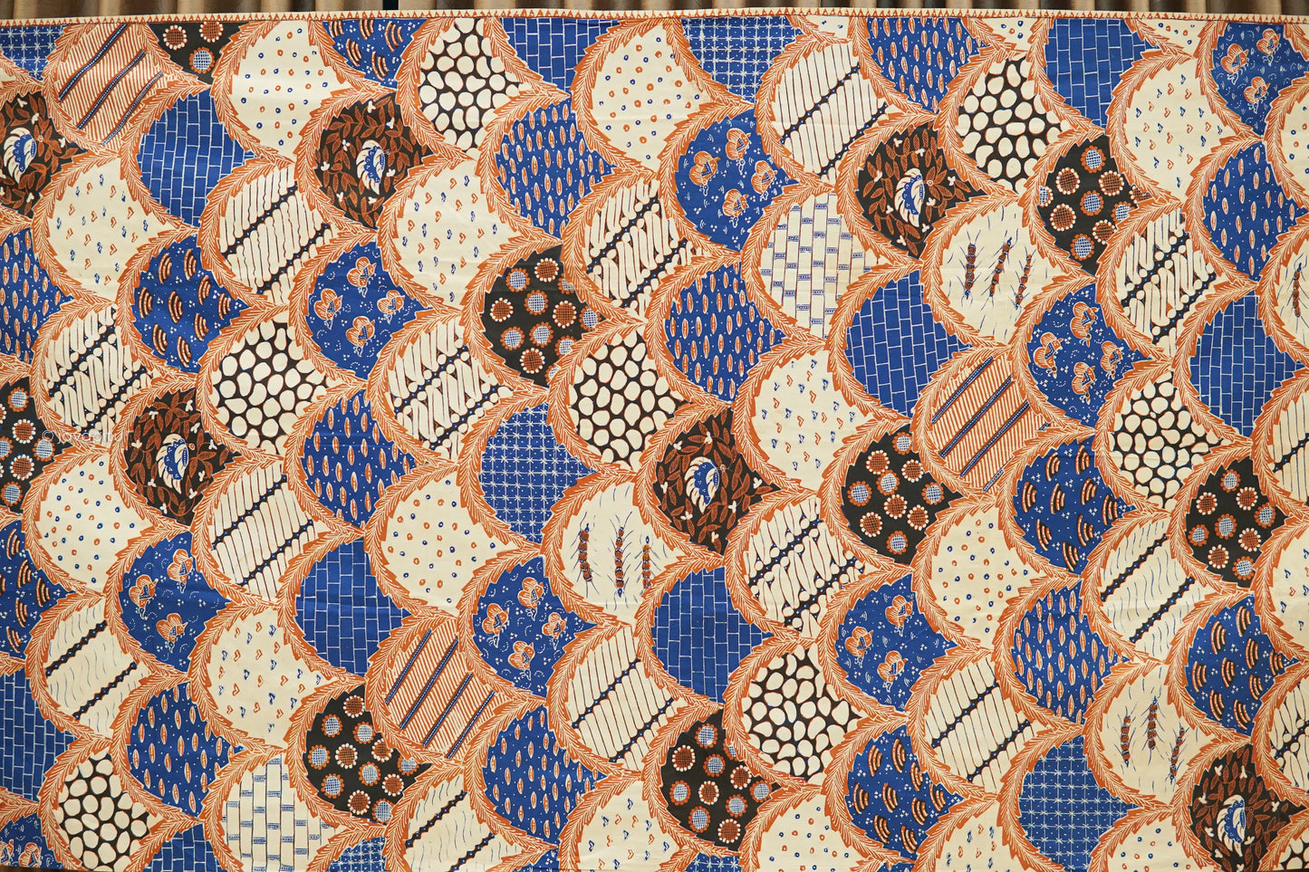 Lawasan: Batik Tulis Garutan - Bulu hayam - C.1970