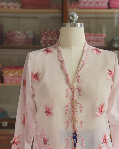 JavaPitu - Kebaya Orchid Premium sage - Handmade Embroidery