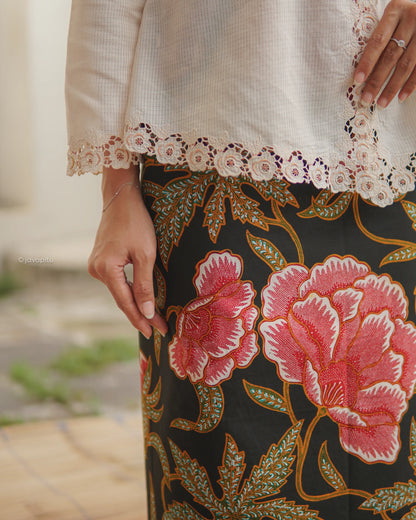 Batik Tulis Cap Tradisional - PEONY Black - Javapitu