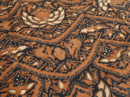 Lawasan: 2pcs Batik Sarimbit Tulis Halus Sogan, Ca.1960