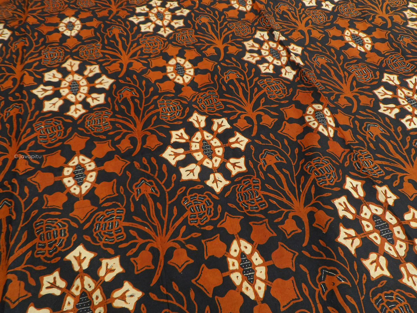 Lawasan: Batik Tulis Halus Sogan Solo - Ceplok Teratai - Ca.1960