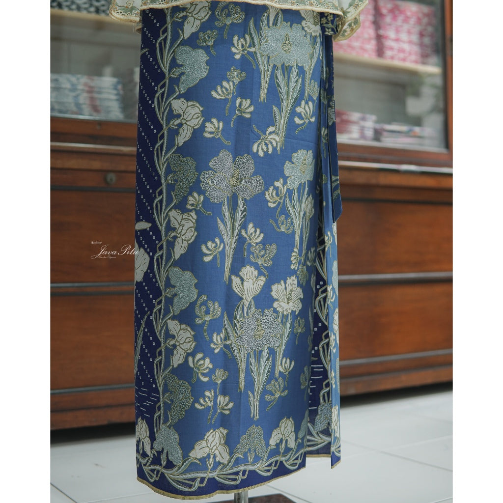 JavaPitu - Kain Batik Halus Arum Lily - Kain Lilit - Rok Lilit - 6404 - Biru