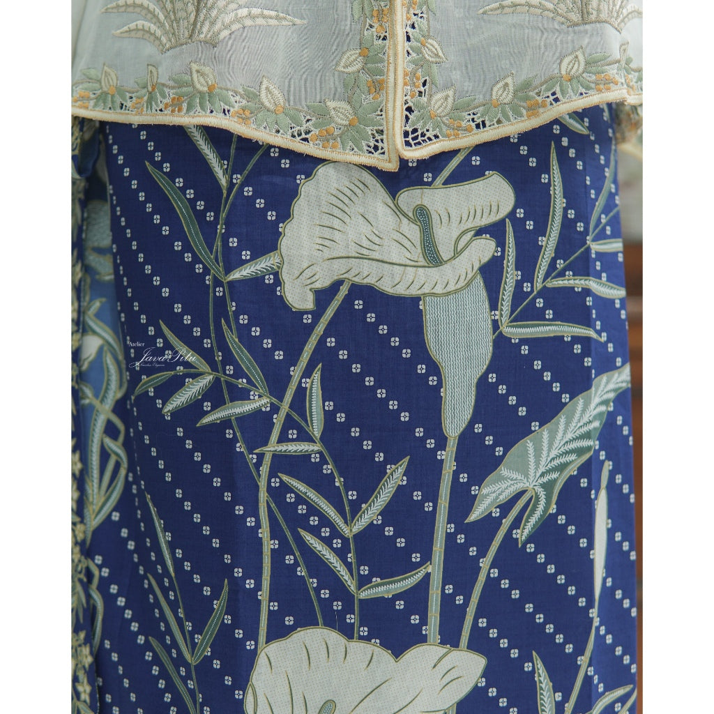 JavaPitu - Kain Batik Halus Arum Lily - Kain Lilit - Rok Lilit - 6404 - Biru