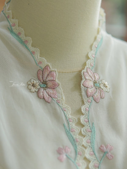 JavaPitu - Kebaya Peranakan Floresca Cheongsam - Handmade Embroidery - 6422