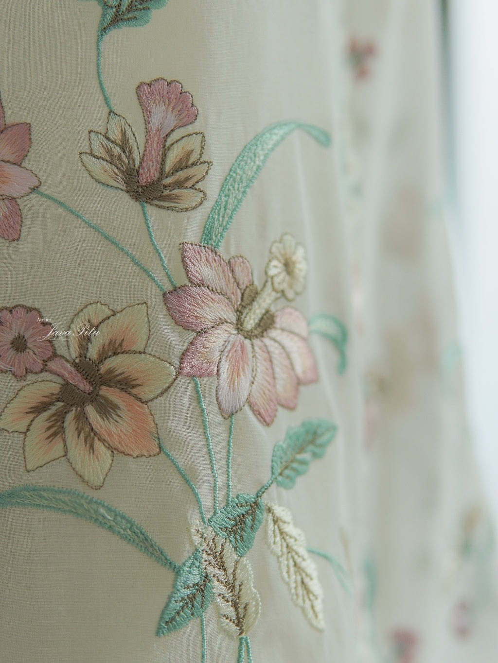 JavaPitu - Kebaya Peranakan Floresca Cheongsam - Handmade Embroidery - 6422