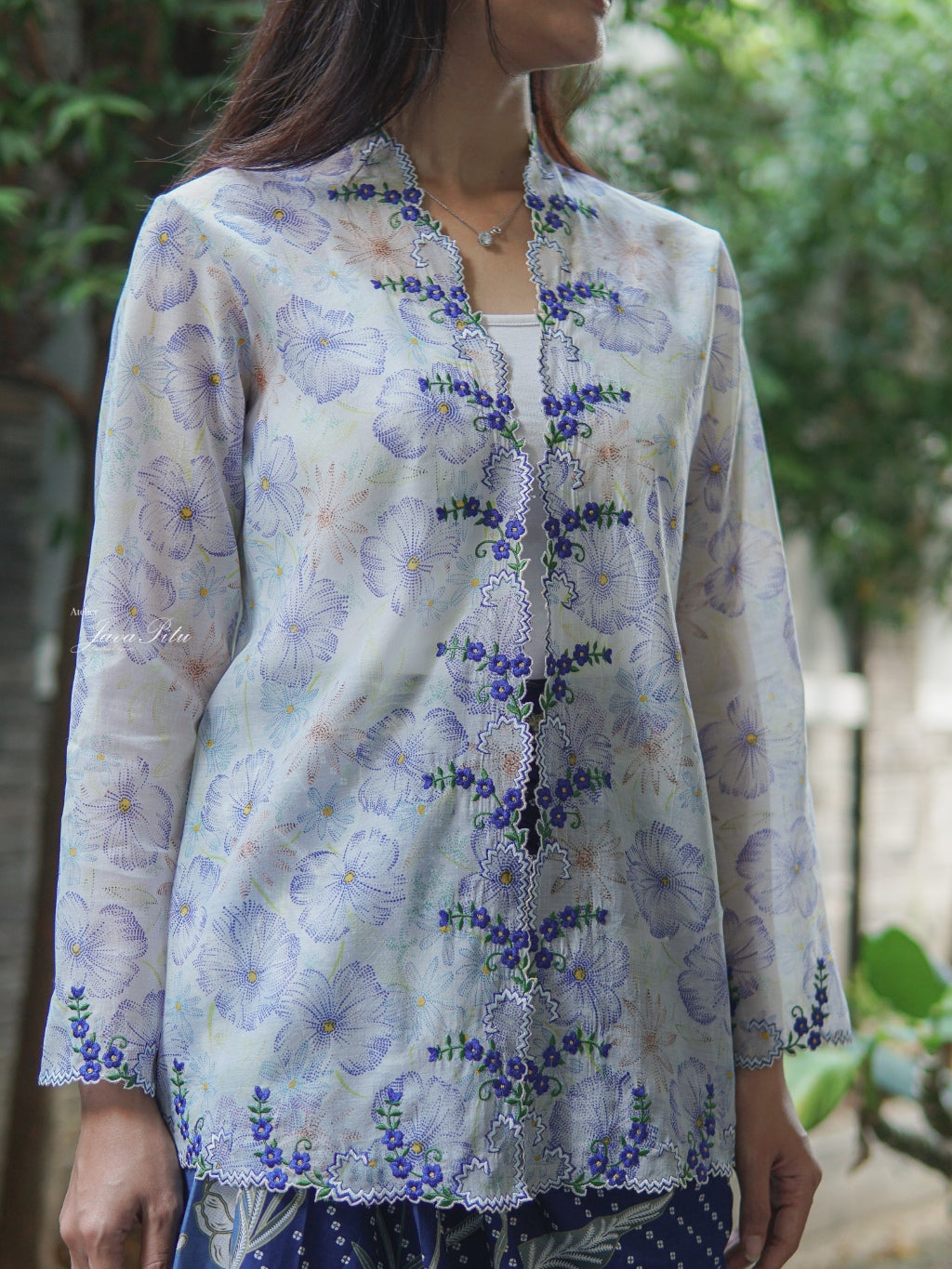 JavaPitu - Kebaya Handmade Halus - CelestFlora - Kebaya Biru - 6429