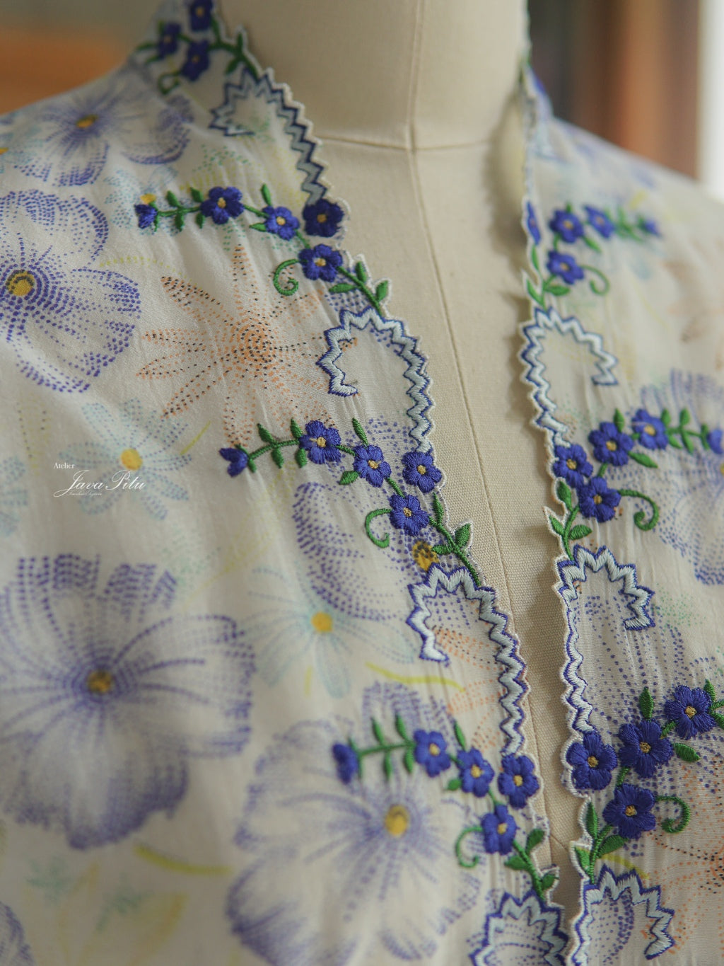JavaPitu - Kebaya Handmade Halus - CelestFlora - Kebaya Biru - 6429