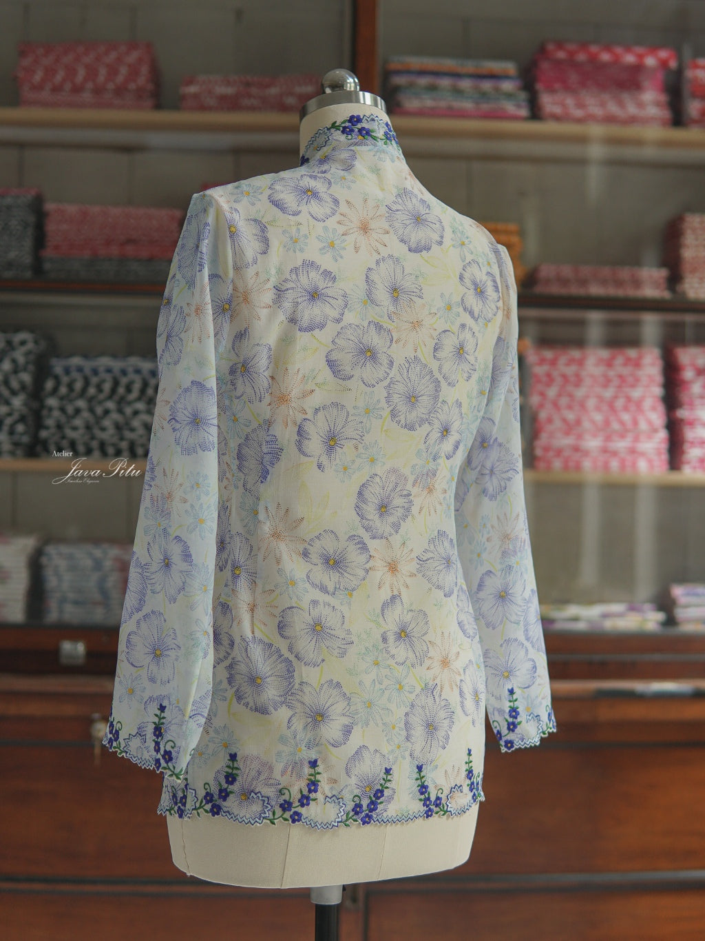 JavaPitu - Kebaya Handmade Halus - CelestFlora - Kebaya Biru - 6429