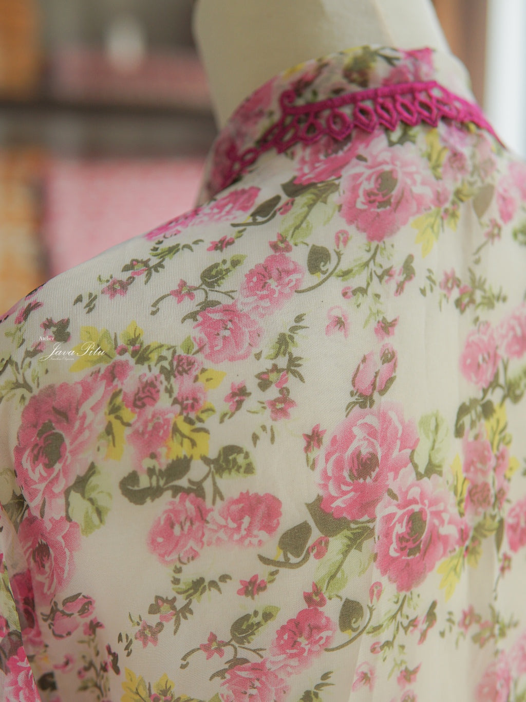 JavaPitu - Kebaya Peranakan Outer Magenta - 6410