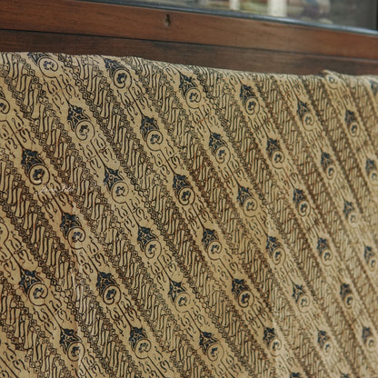 JavaPitu - Kain Batik Lawas Banyumas pengaruh keraton - C.1970-1980