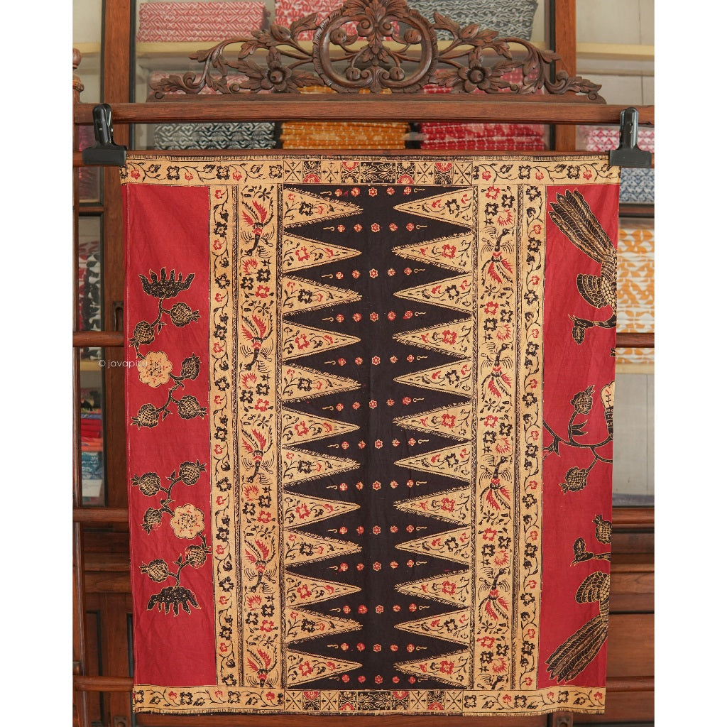 Batik Kuno Burung Merak Merah. Ca.1960
