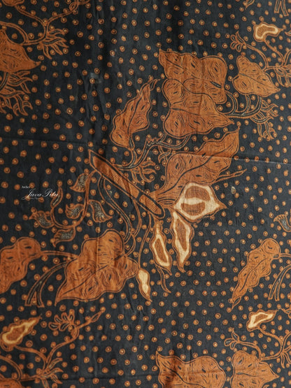 JavaPitu - Batik Tulis Sogan lawasan - Kembang Lotus latar Brinthik