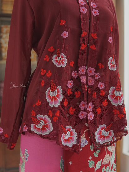 JavaPitu - Kebaya Peranakan - Sekar Tahlia - Handmade - 6390
