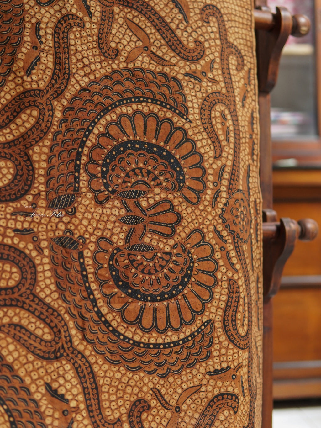 JavaPitu - Batik Tulis Sogan lawasan - Babon Angrem Latar Gringsingan
