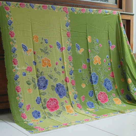 JavaPitu - Sarung Batik Cap Rayon Paris Handmade - Bunga Mawar LimeGarden