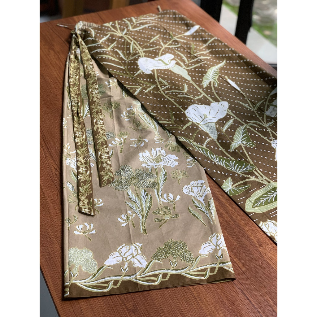 JavaPitu - Celana Batik Katun Paraya Series - Arum Lily - Kain Lilit - Rok Lilit - Sarung Lilit