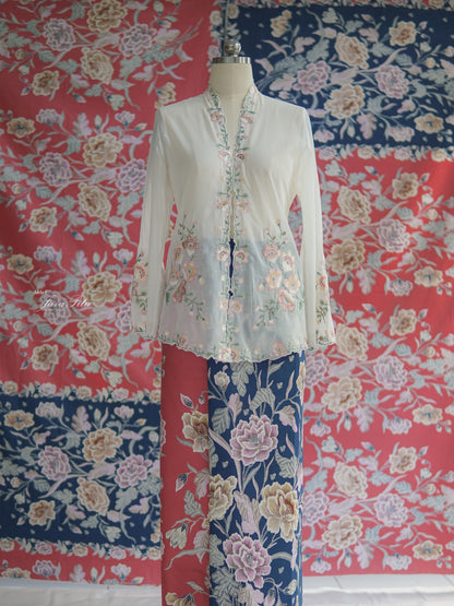 JavaPitu Kebaya Katun Premium Bunga Magnolia Putih - Ukuran Jumbo - 6459
